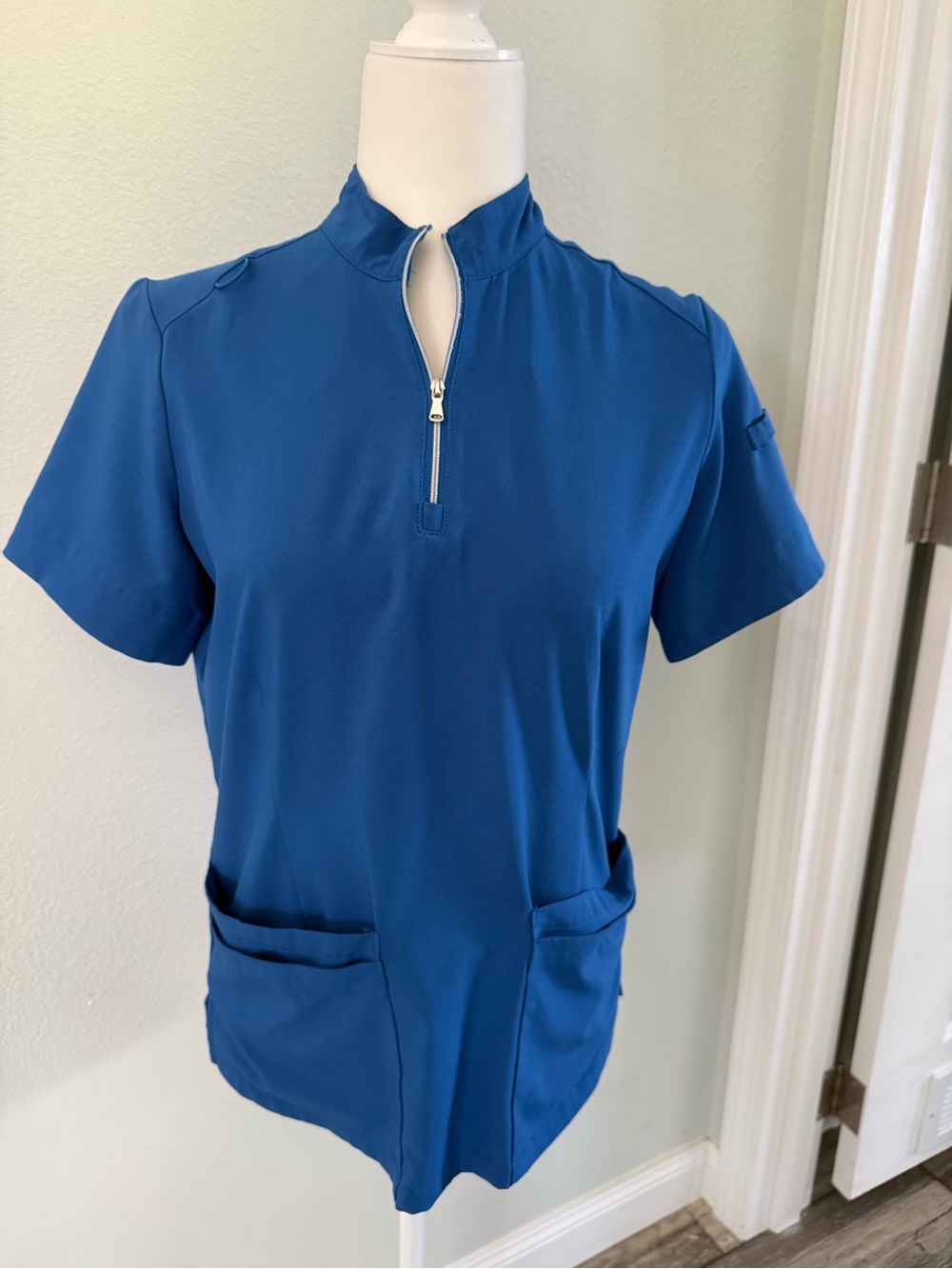 Easy Stretch Short-Sleeve Zip Scrub Top